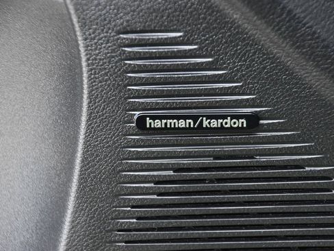 Used 2023 Dodge Challenger R/T w/ Plus Package image 24