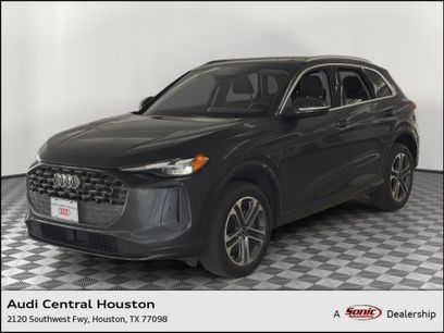 Used 2025 Audi Q5 Premium w/ Convenience Package