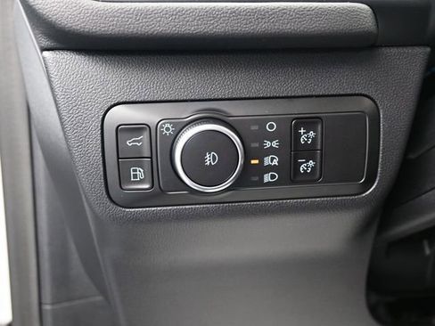 New 2025 Ford Escape SE w/ PHEV Premium Package image 11