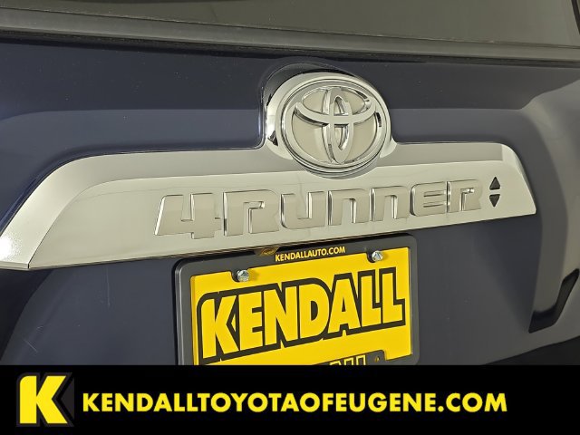 Used 2021 Toyota 4Runner Limited AWD/4WD image 11