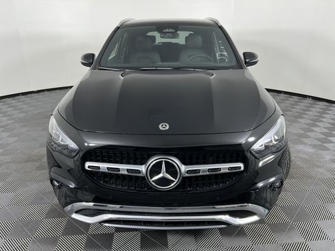 New 2025 Mercedes-Benz GLA 250 4MATIC image 5
