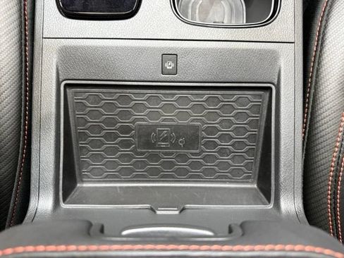 Used 2024 Nissan Frontier PRO-4X AWD/4WD image 38