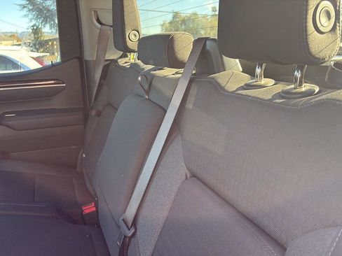 Used 2025 GMC Sierra 1500 Elevation image 23