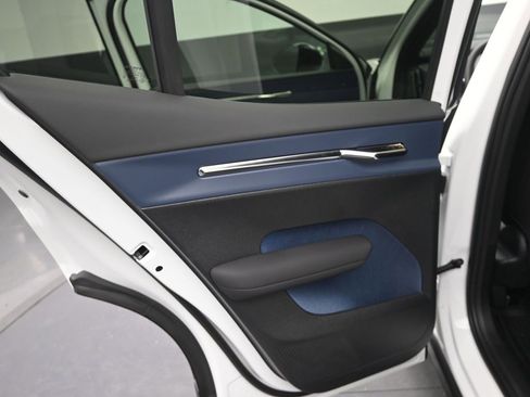 New 2026 Volvo EX30 Ultra image 14