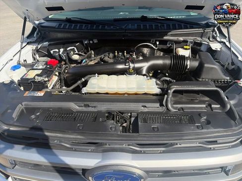 Used 2024 Ford Expedition XLT AWD/4WD image 21