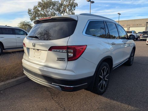 Used 2020 Honda Pilot Touring image 3