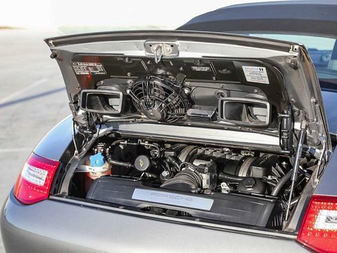 Used 2012 Porsche 911 Carrera S image 24