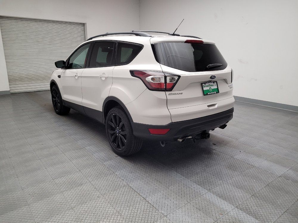 Used 2017 Ford Escape Titanium AWD/4WD image 5