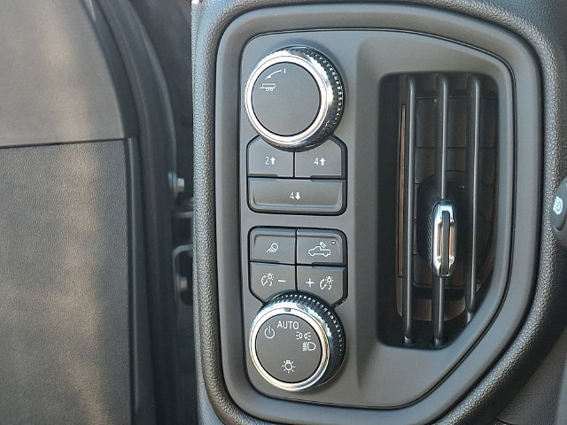 Used 2025 GMC Sierra 2500 Pro w/ 1SA Pro Safety Plus Package AWD/4WD image 25