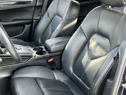Used 2018 Porsche Macan S image 5