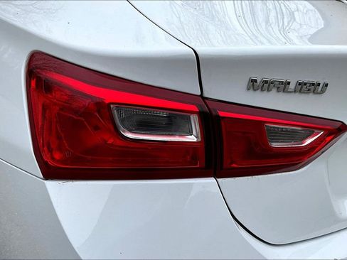 Used 2024 Chevrolet Malibu LT FWD image 21