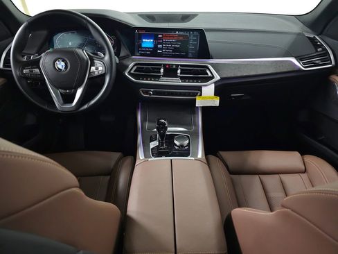 Used 2022 BMW X5 xDrive40i w/ Premium Package AWD/4WD image 16