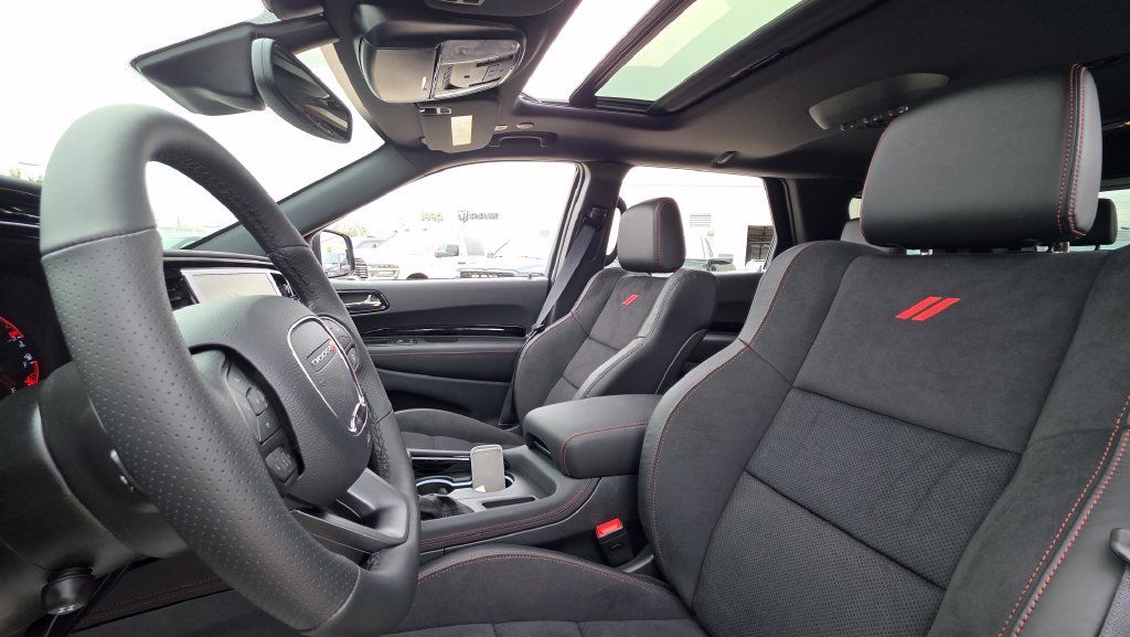 New 2027 Dodge Durango R/T w/ Blacktop Redline Package AWD/4WD image 22