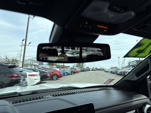 Used 2025 Chevrolet Colorado Z71 image 25