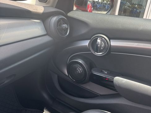 Used 2023 MINI Cooper S image 10