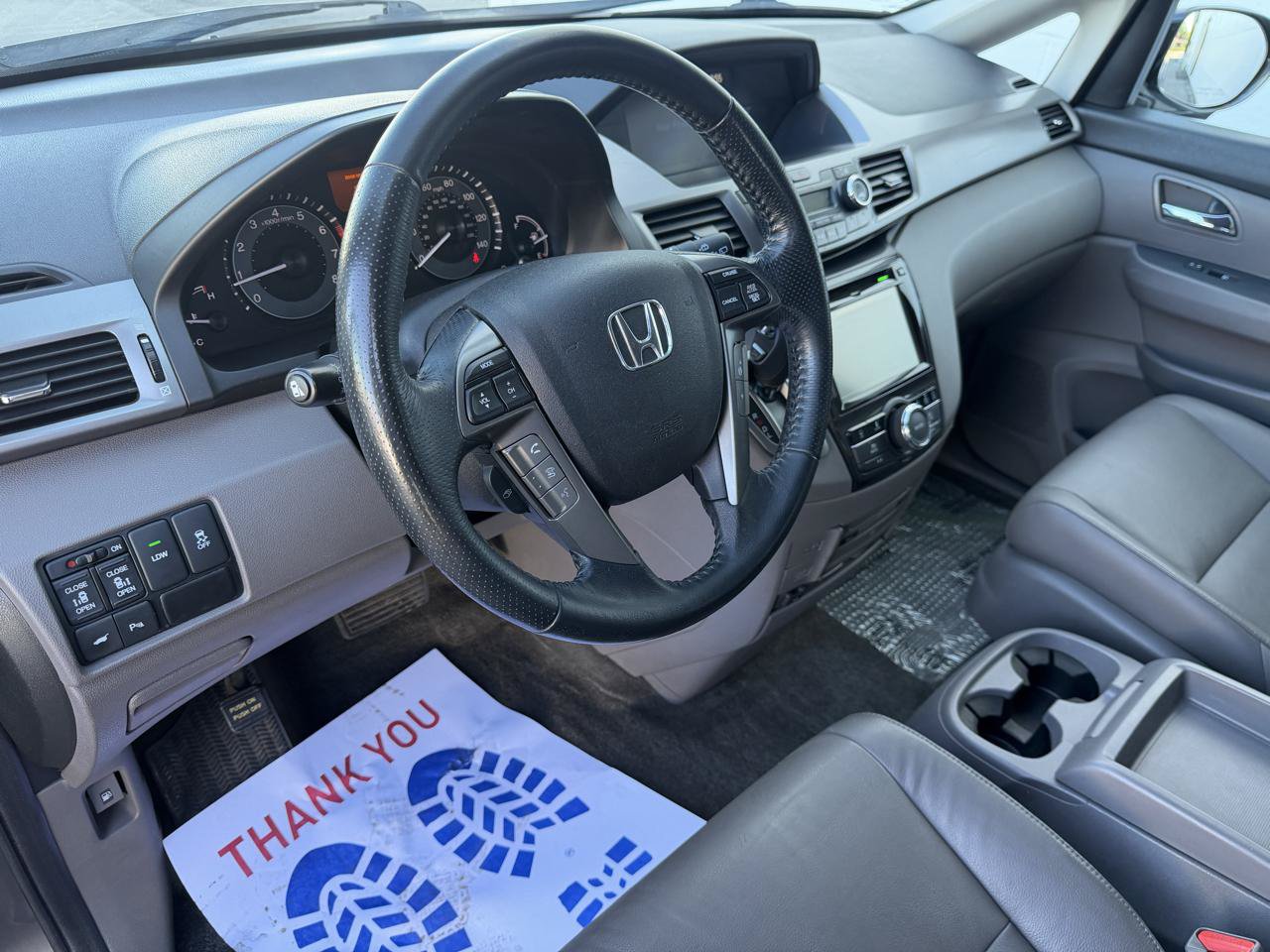 Used 2015 Honda Odyssey Touring Elite image 9