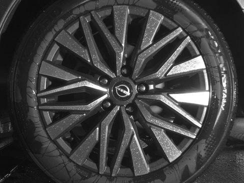 Used 2026 Nissan Altima 2.5 SV FWD image 13