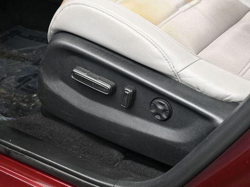 Used 2017 Honda CR-V EX-L image 13