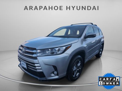 Used 2018 Toyota Highlander Limited Platinum image 1