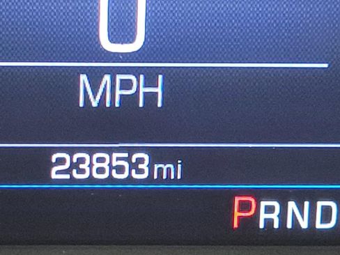 Used 2024 Chevrolet Equinox LT image 2