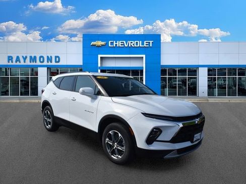 New 2026 Chevrolet Blazer LT w/ Sound & Technology Package AWD/4WD image 1