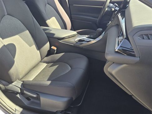 Used 2024 Toyota Camry LE image 19