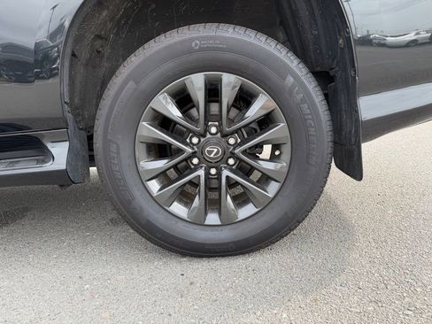Used 2023 Lexus GX 460 Premium w/ Premium Plus Package AWD/4WD image 34