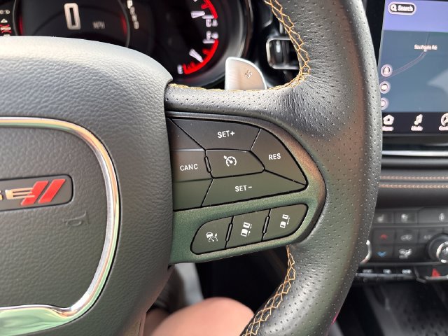 Used 2025 Dodge Durango R/T AWD/4WD image 12