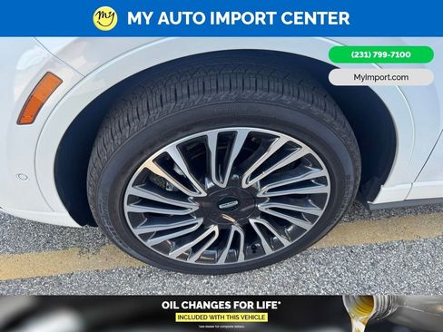 Used 2022 Lincoln Corsair Reserve w/ Sport Package AWD/4WD image 9