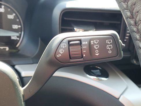 Certified 2024 Ford Explorer XLT AWD/4WD image 26