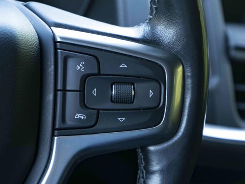 Used 2022 Chevrolet Tahoe Z71 w/ Z71 Off-Road Package image 23