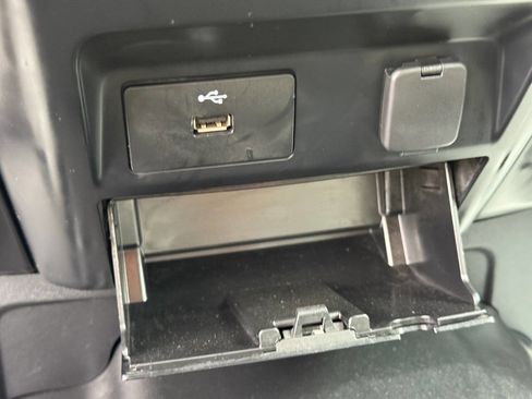 Used 2018 Ford F150 XL w/ XL Power Equipment Group image 24