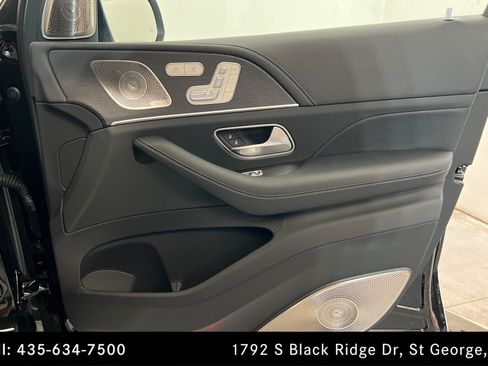 Certified 2026 Mercedes-Benz Maybach GLS 600 4MATIC image 23