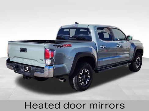 Used 2022 Toyota Tacoma TRD Off-Road image 9