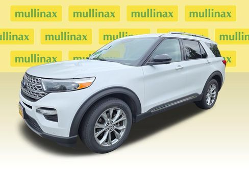 Used 2021 Ford Explorer Limited w/ Equipment Group 301A AWD/4WD image 15