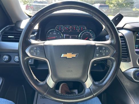Used 2019 Chevrolet Suburban LS w/ All-Season Package AWD/4WD image 17