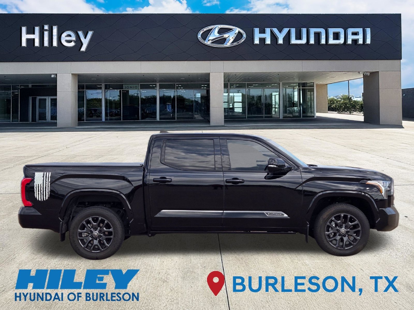 Used 2025 Toyota Tundra Platinum AWD/4WD image 3