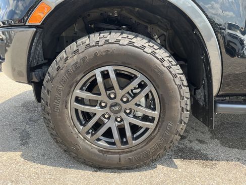 Used 2021 Ford Ranger Lariat w/ Tremor Off-Road Package AWD/4WD image 8