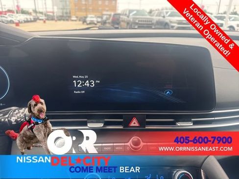 Used 2025 Hyundai Elantra SEL FWD image 24