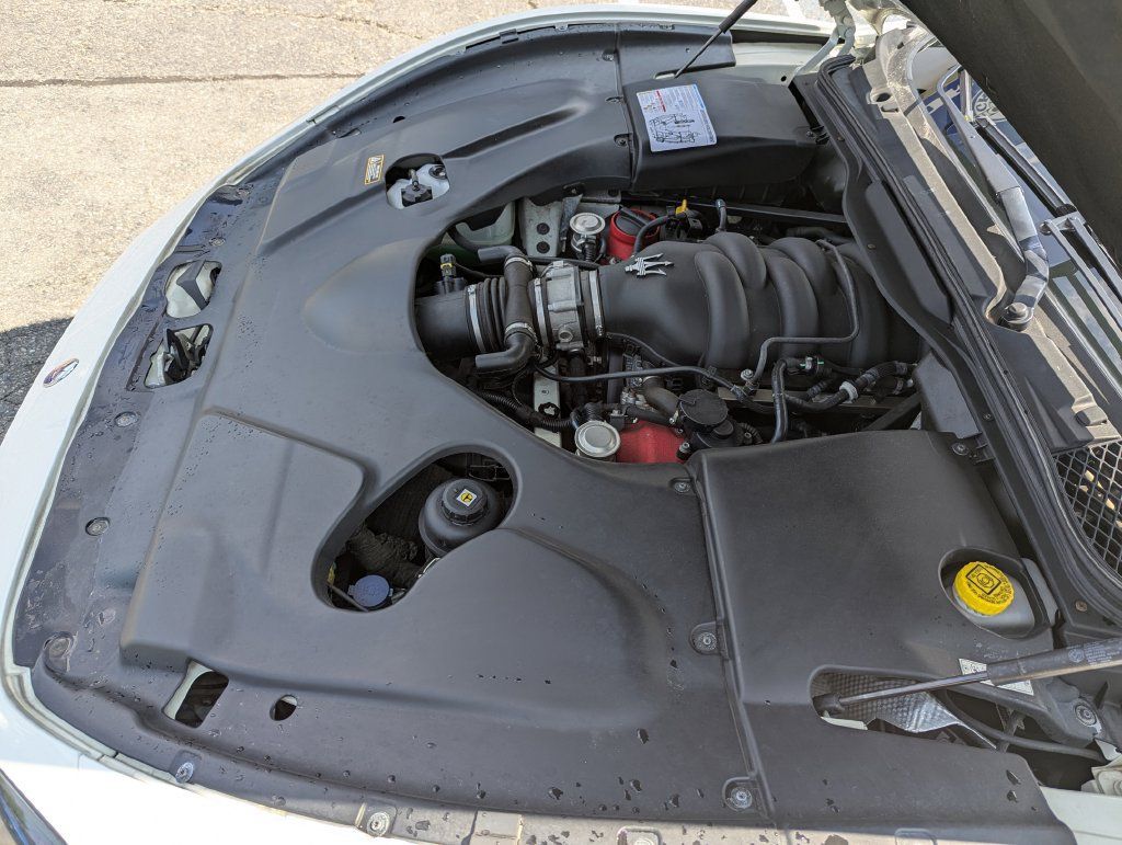 Used 2013 Maserati GranTurismo Convertible RWD image 48