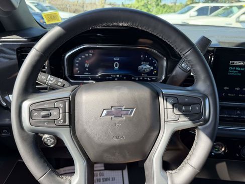 Used 2024 Chevrolet Silverado 1500 RST AWD/4WD image 25