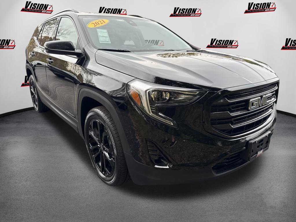 Used 2021 GMC Terrain SLT w/ Infotainment Package II AWD/4WD image 3