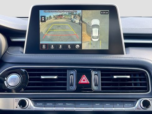 Used 2021 Genesis G70 3.3T w/ Prestige Package image 13