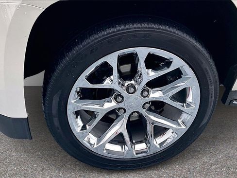 Used 2015 GMC Yukon XL Denali w/ Touring Package image 33