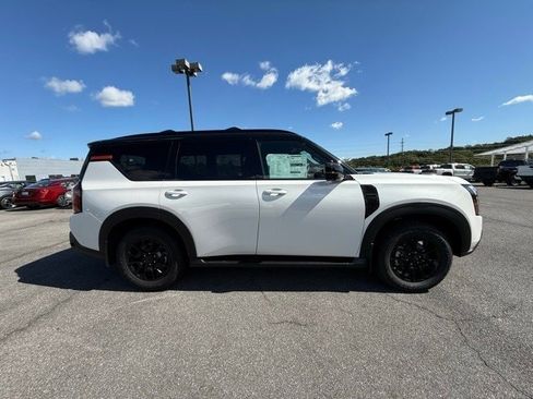 New 2025 Nissan Armada PRO-4X image 4