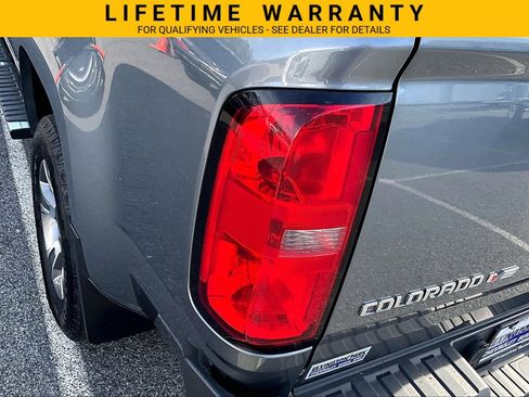 Used 2020 Chevrolet Colorado Z71 AWD/4WD image 34