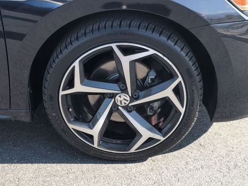 Used 2020 Volkswagen Passat 2.0T R-Line image 23