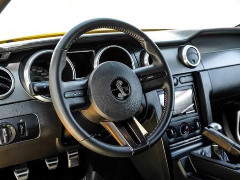 Used 2007 Ford Mustang Shelby GT500 image 15