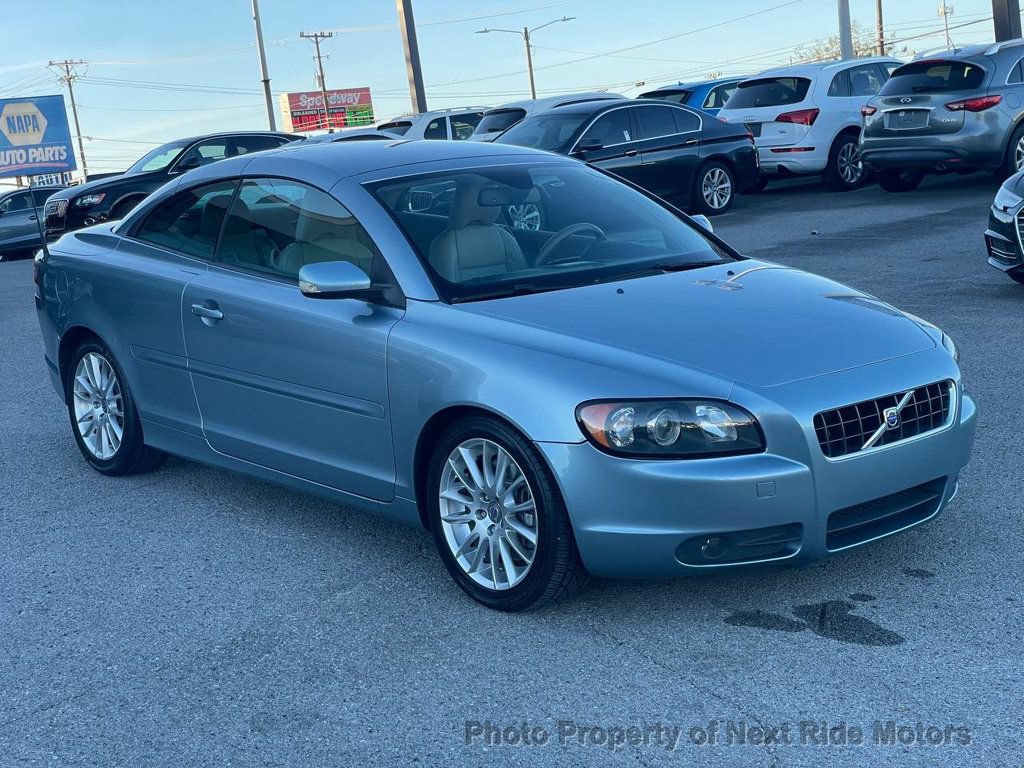 Used 2007 Volvo C70 T5 FWD image 4