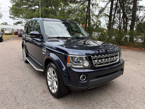 Used 2016 Land Rover LR4 HSE LUX AWD/4WD image 4